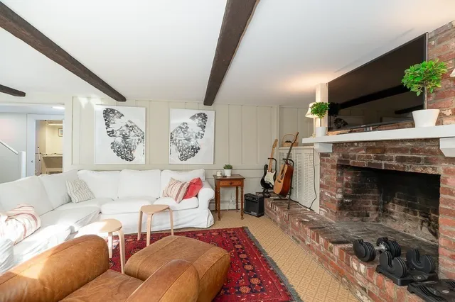 $1,099,000 | 80 Rock Maple Avenue, Hamilton, MA 01982