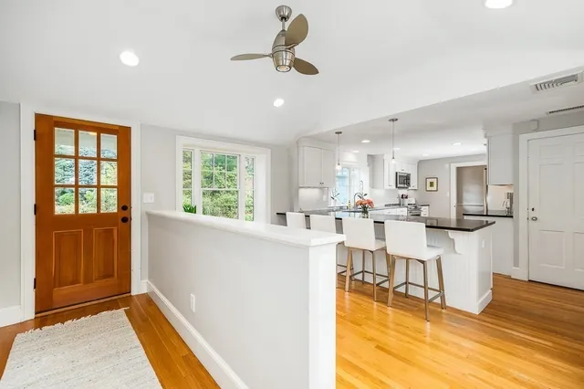 $1,099,000 | 80 Rock Maple Avenue, Hamilton, MA 01982