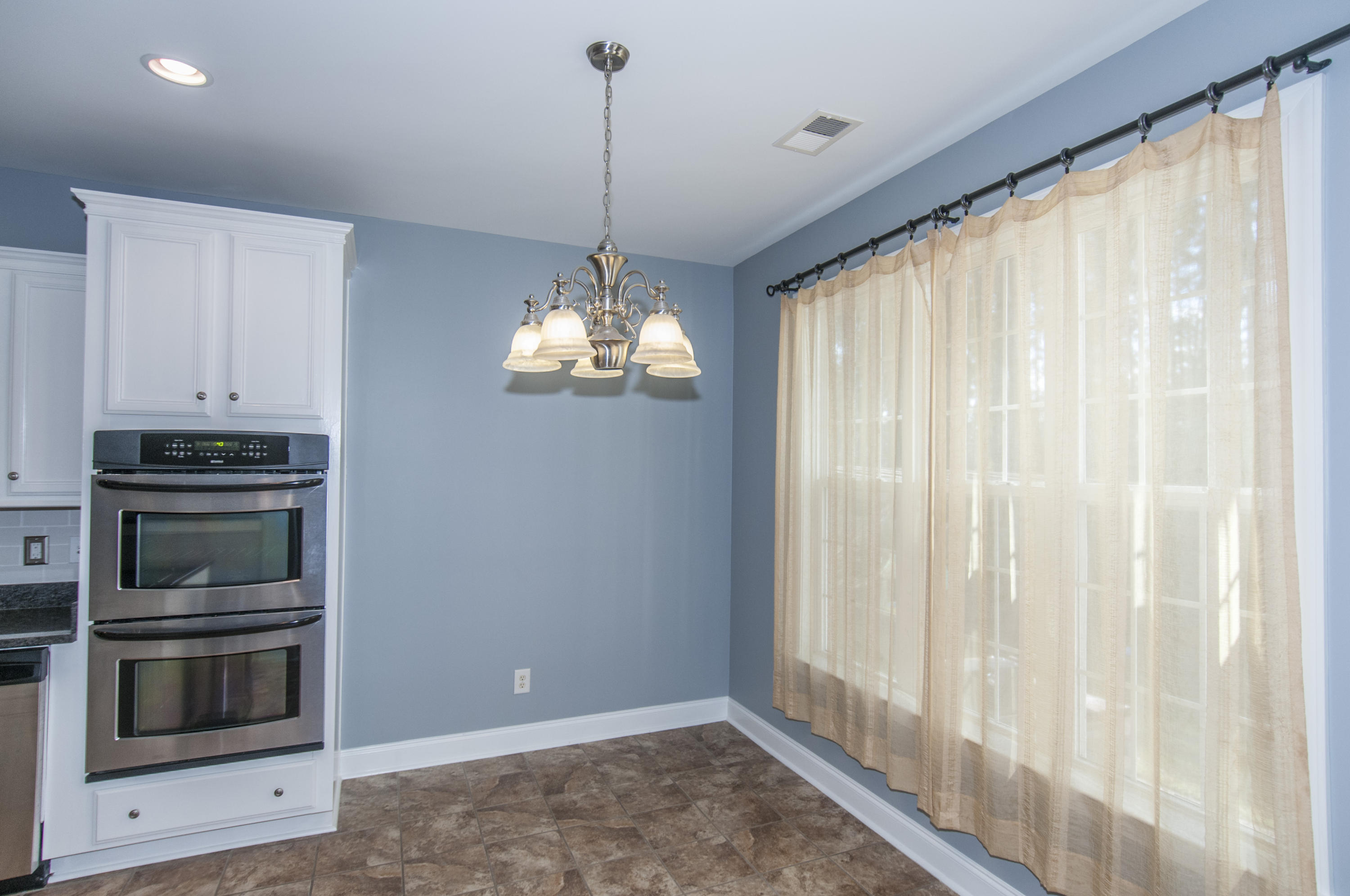 1205 Rivers Reach Drive Charleston, SC 29492 - Photo 10 of 43 Eat-in Kitchen