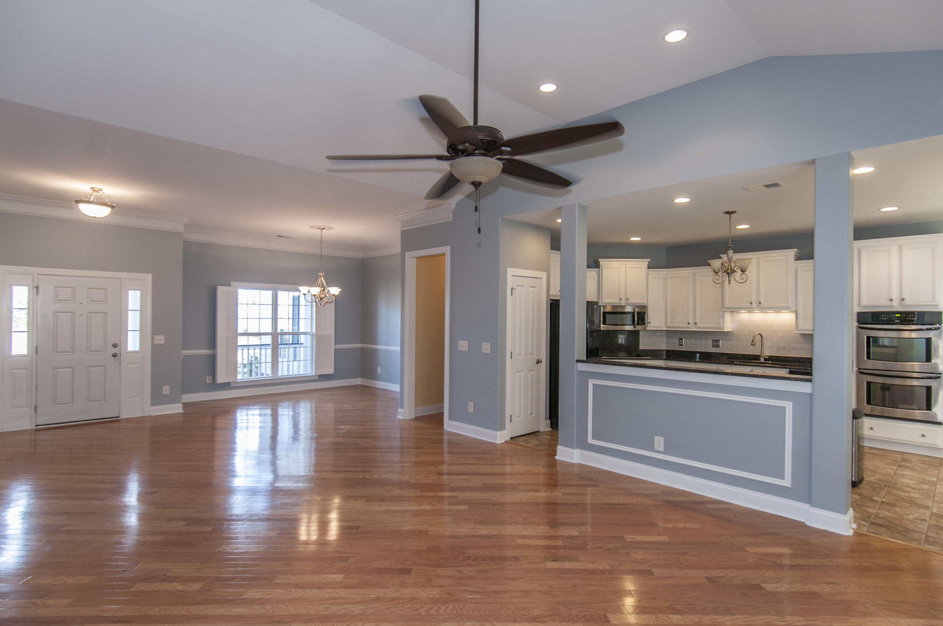 1205 Rivers Reach Drive Charleston, SC 29492 - Photo 8 of 43 Great Room