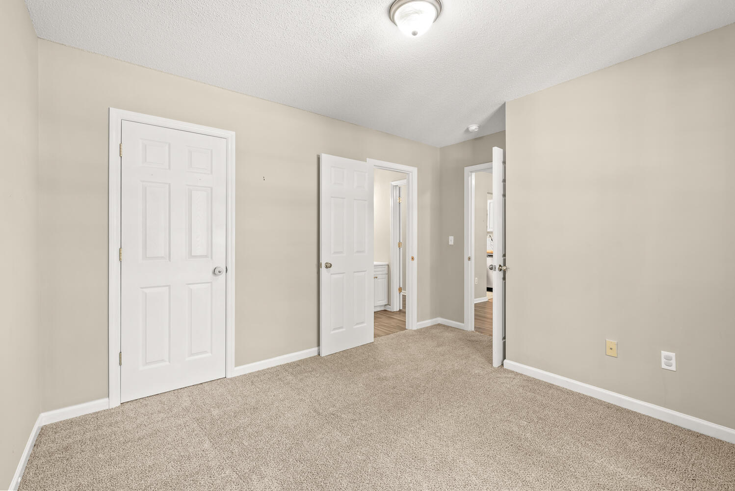 8008 Vermont Road North Charleston, SC 29418 - Photo 17 of 20 17