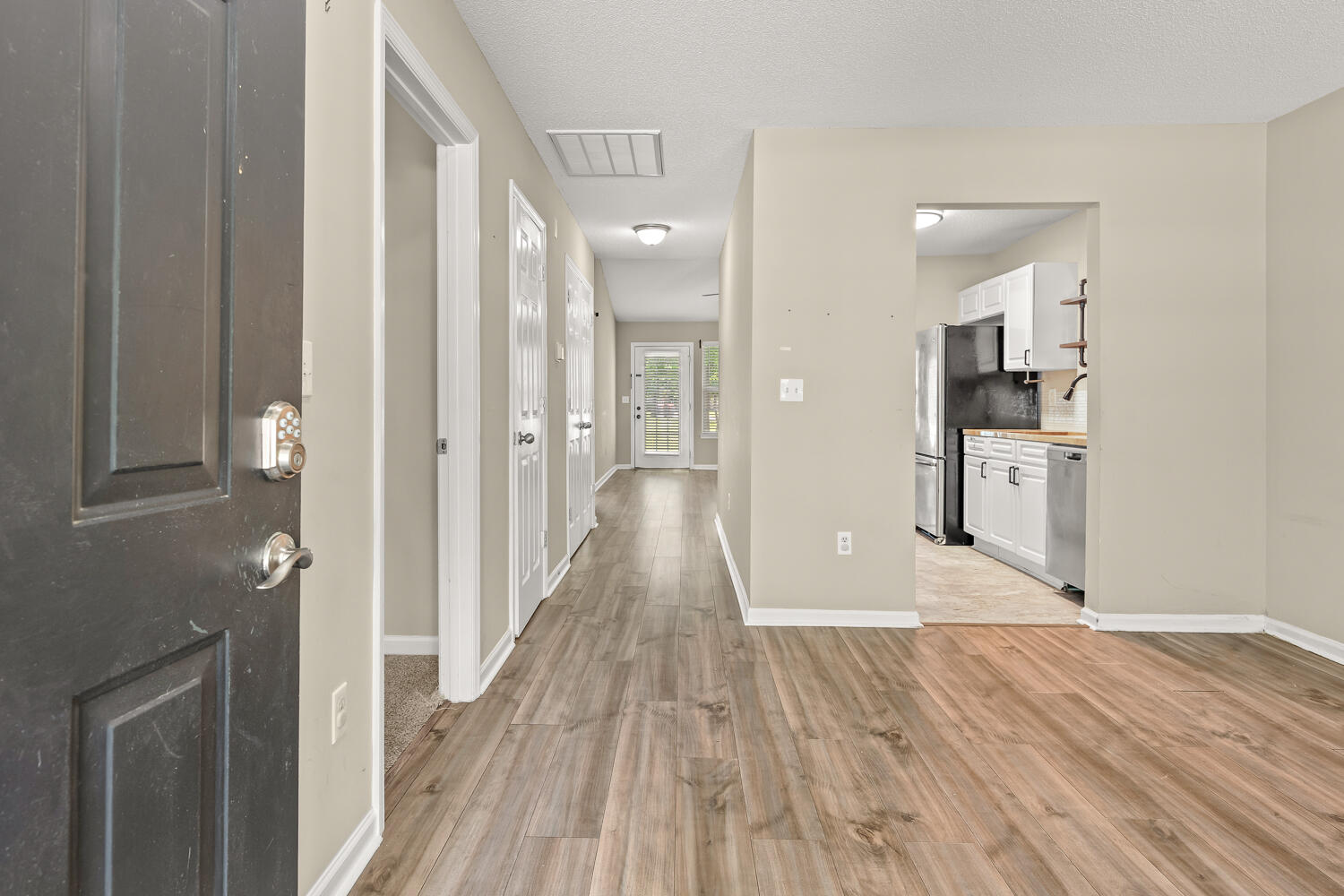 8008 Vermont Road North Charleston, SC 29418 - Photo 2 of 20 2