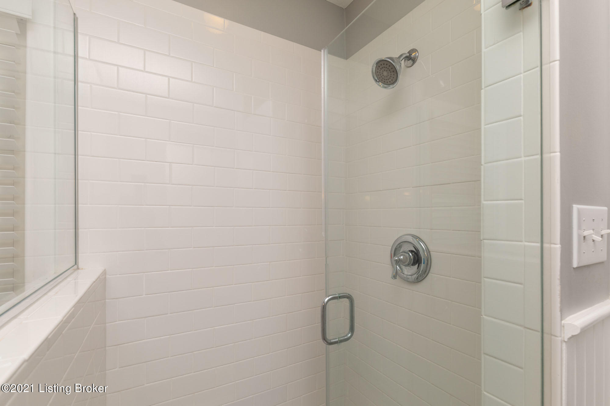 4304 Kinloch Road Louisville, KY 40207 - Photo 36 of 57 Kinloch036