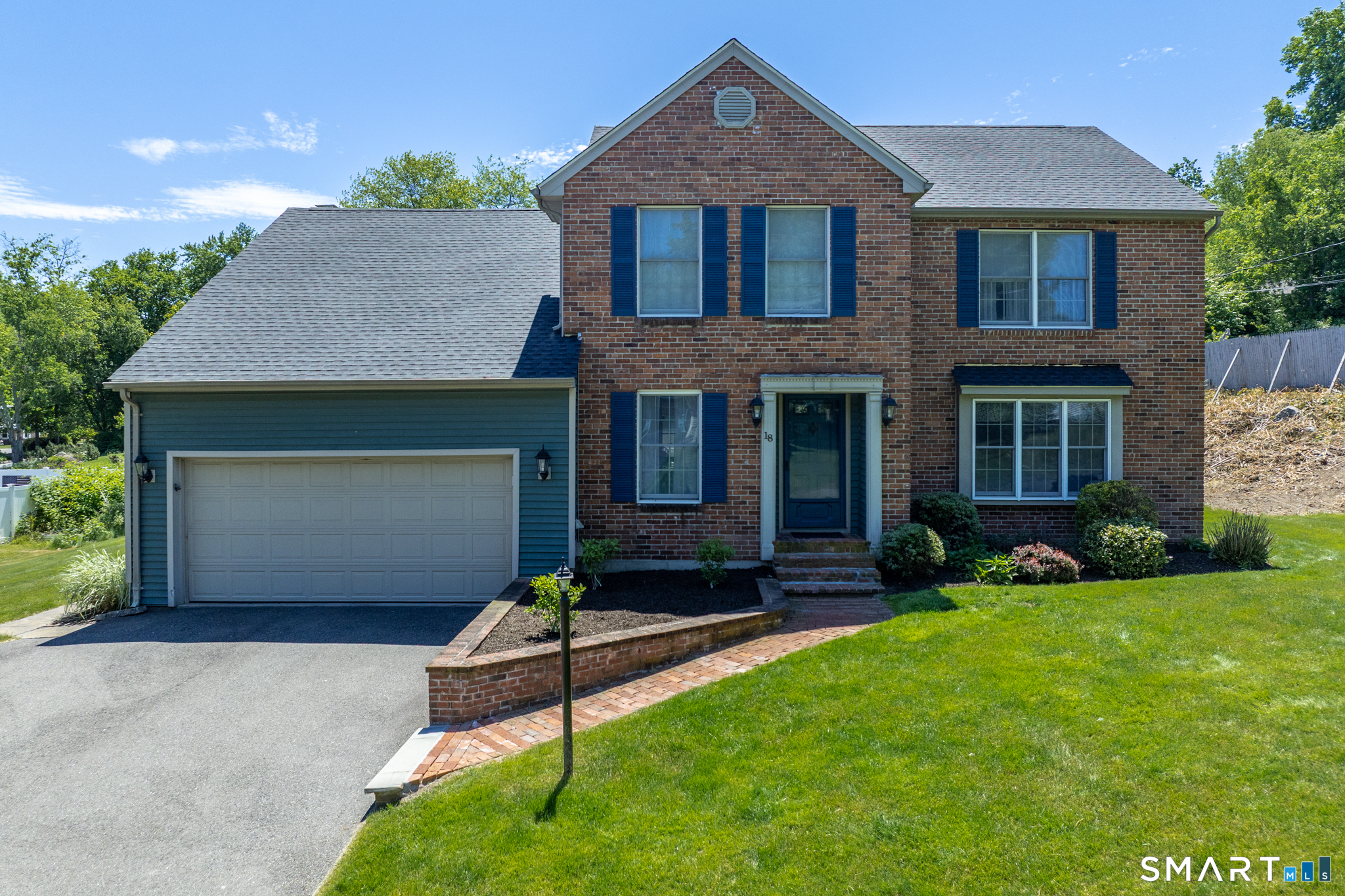 18 Partridgetown Road Naugatuck, CT 06770 - Photo 2 of 40