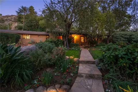 $2,999,900 | 6146 Hawarden Drive, Riverside, CA 92506