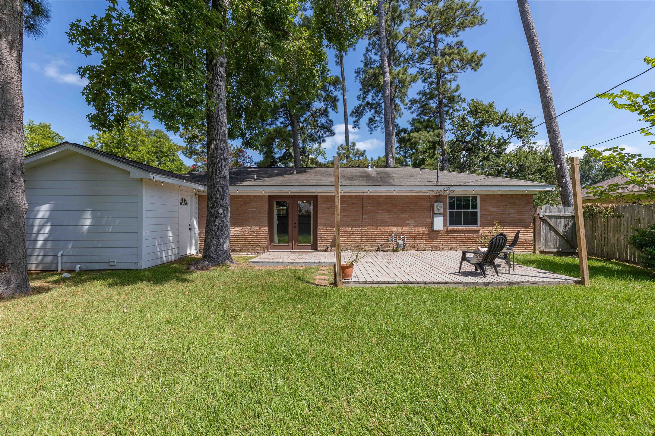 326 Broad Ripple Drive Houston, TX 77336 - Photo 32 of 39 Gallery Image 32