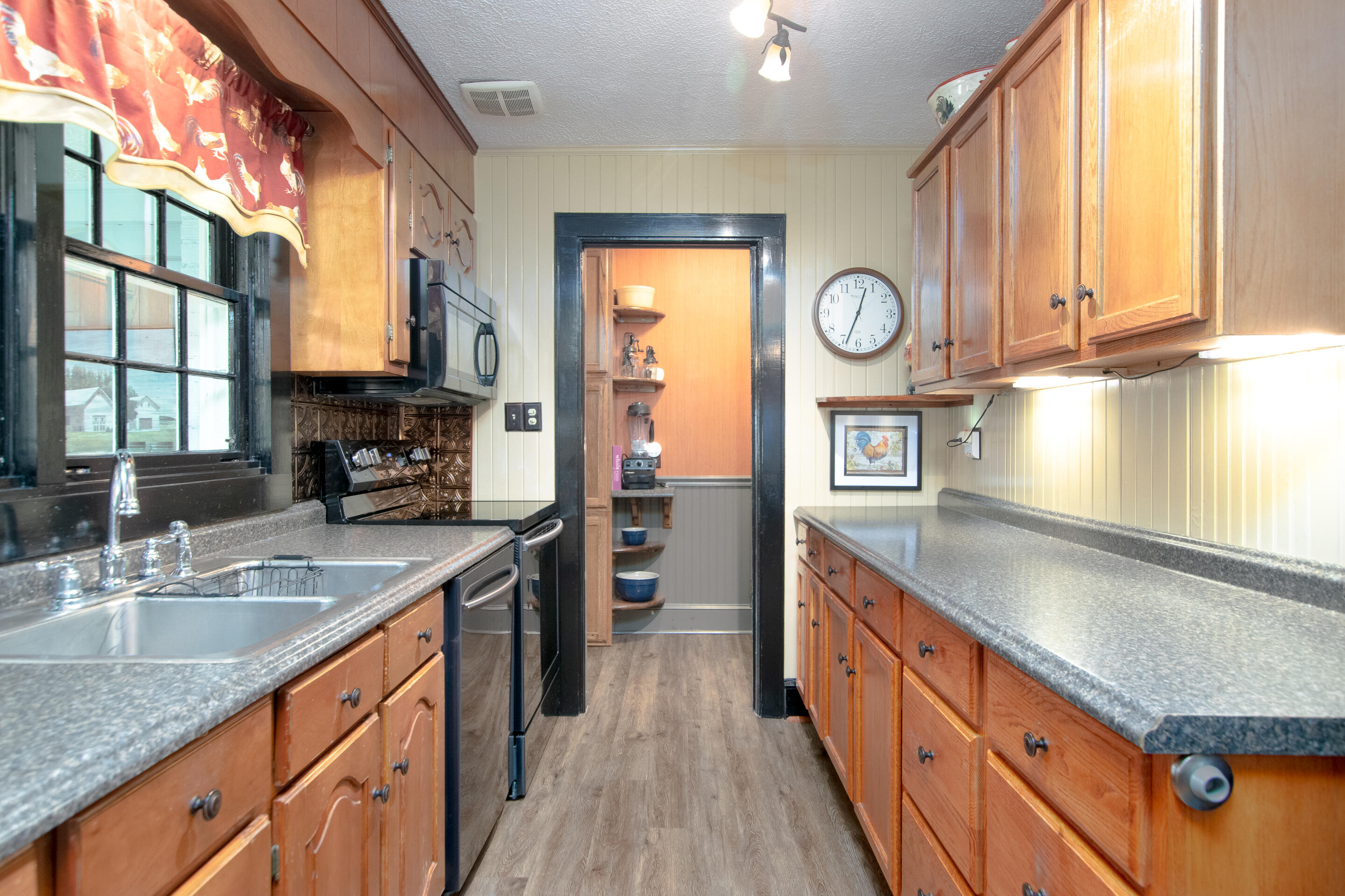 1908 Peppers Ferry Road Pulaski, VA 24301 - Photo 11 of 66 1908-Peppers-Ferry-Rd-Pulaski-Interior-7