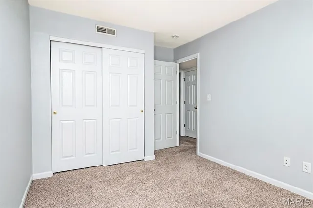 $149,000 | 1951 Greenpoint Drive, Unit 204, St. Louis, MO 63122