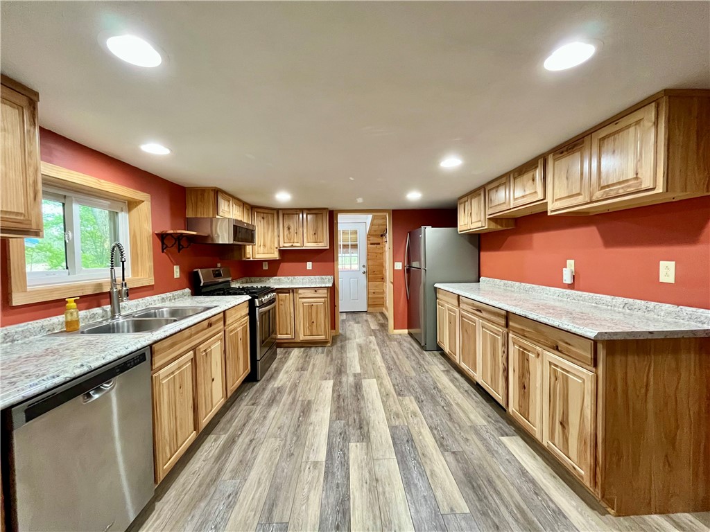 558 Sterling Station Road Sterling, NY 13143 - Photo 16 of 45 Beautiful & spacious kitchen
