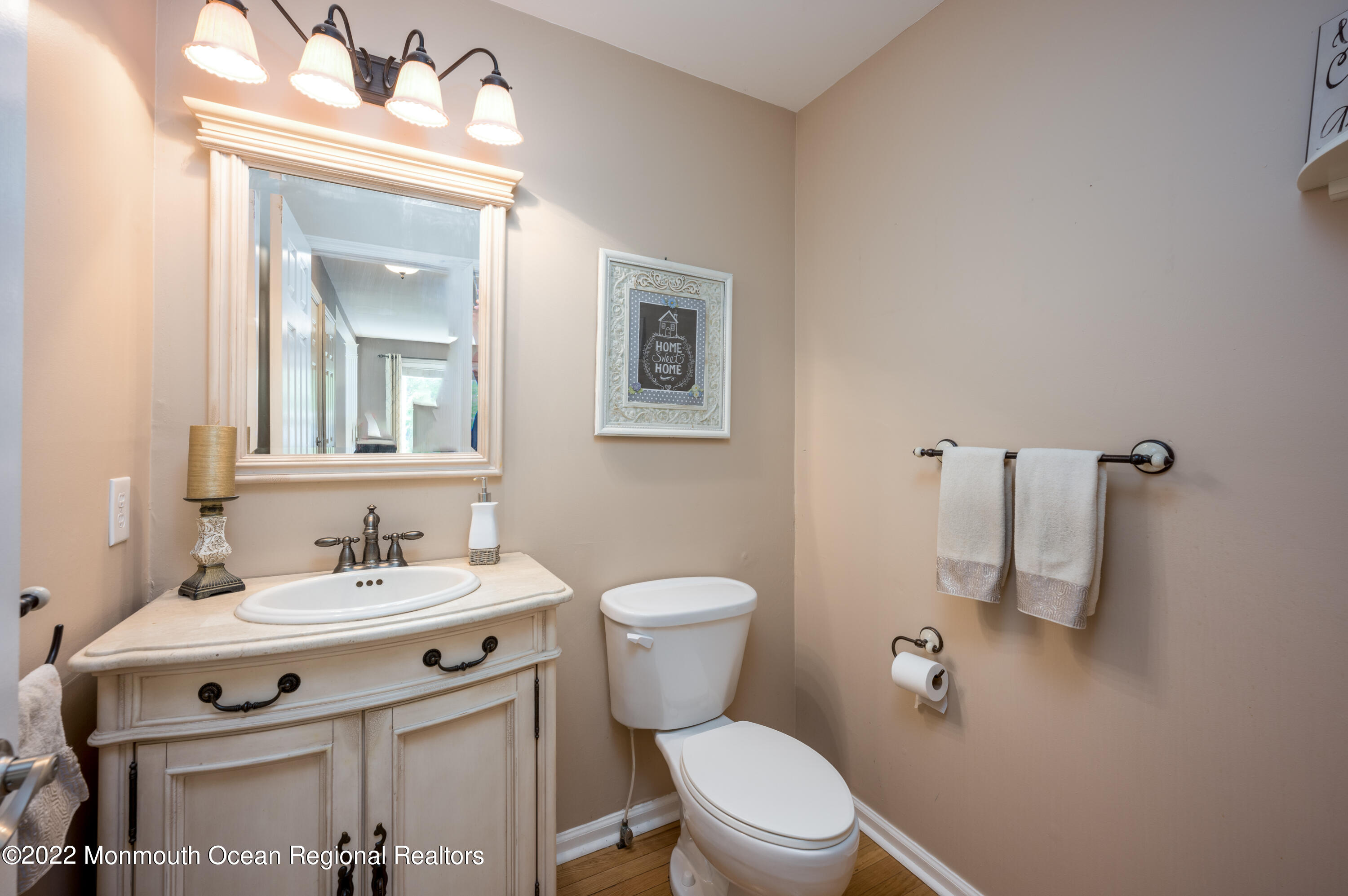 35 Metedeconk Road Howell, NJ 07731 - Photo 16 of 30 35 Metedeconk Rd (13 of 31)