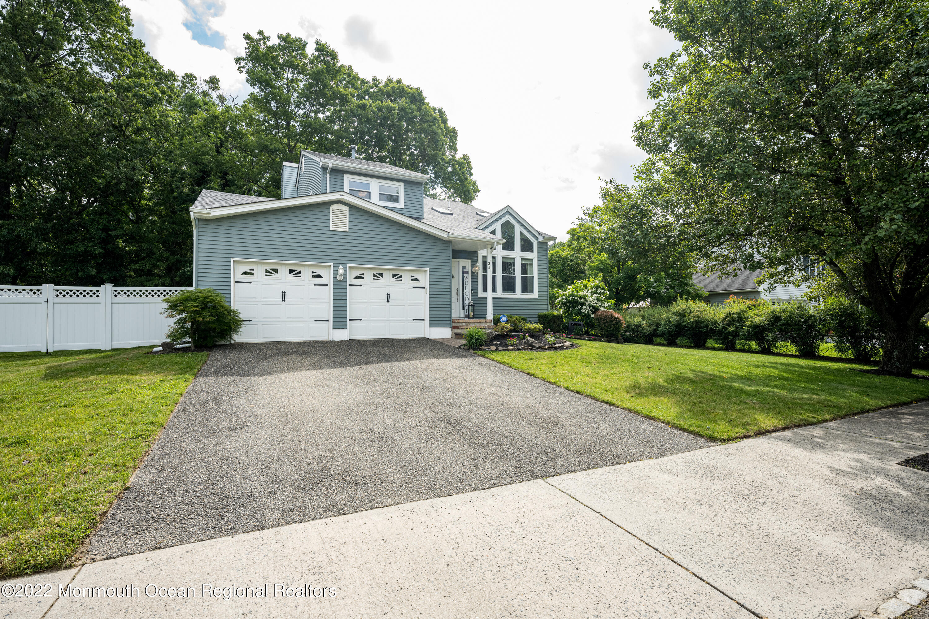 35 Metedeconk Road Howell, NJ 07731 - Photo 2 of 30 35 Metedeconk Rd (2 of 31)