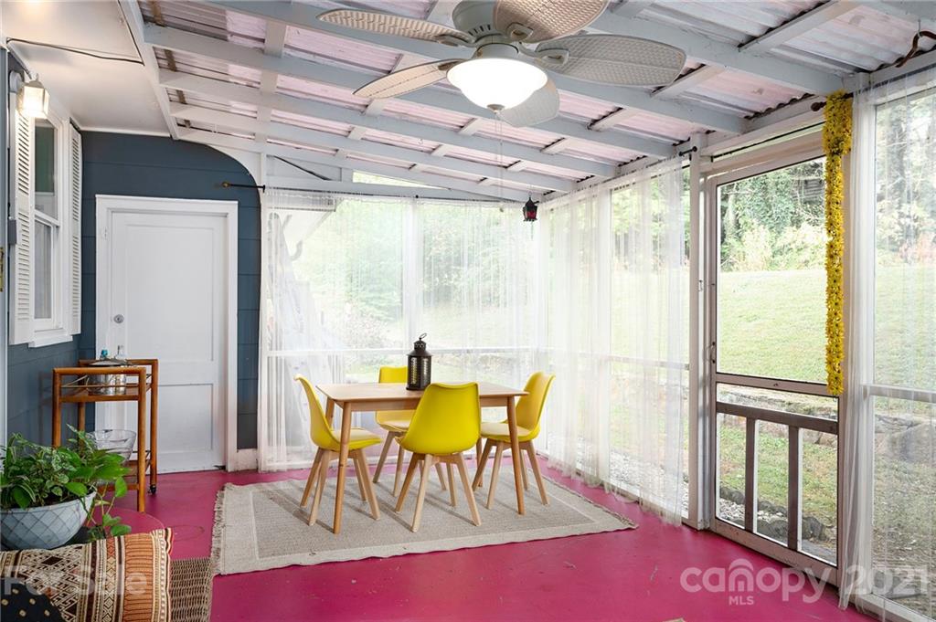 38 Reese Road Asheville, NC 28805 - Photo 14 of 33 Gallery Image 14