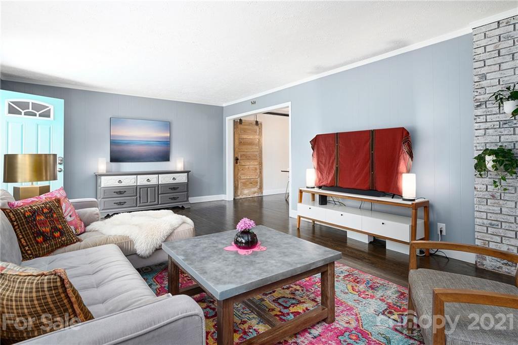 38 Reese Road Asheville, NC 28805 - Photo 6 of 33 Gallery Image 6