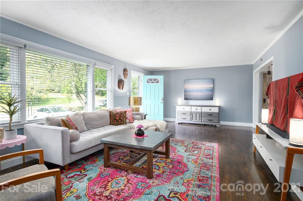 38 Reese Road Asheville, NC 28805 - Photo 8 of 33 Gallery Image 8