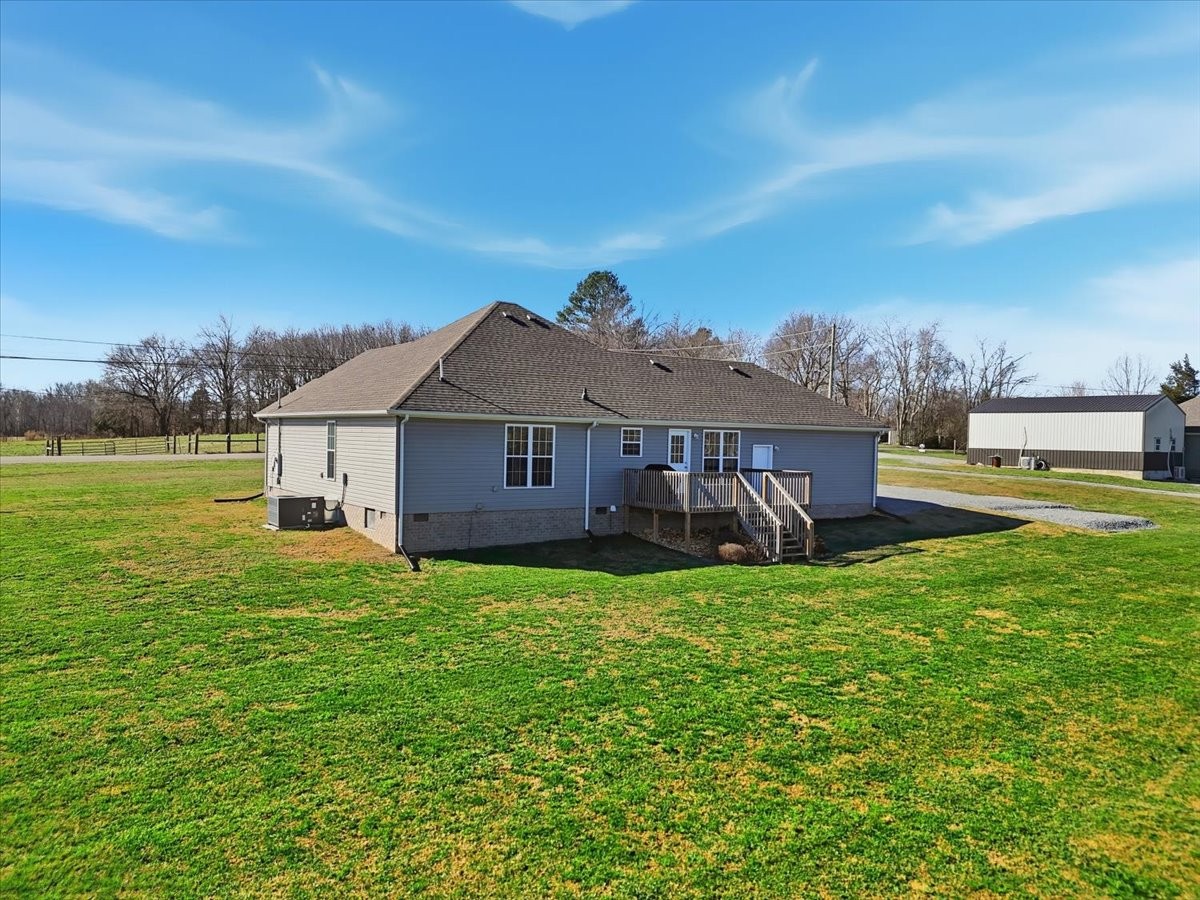 186 L Mitchell Road Flintville, TN 37335 - Photo 33 of 40 a house view with a garden space