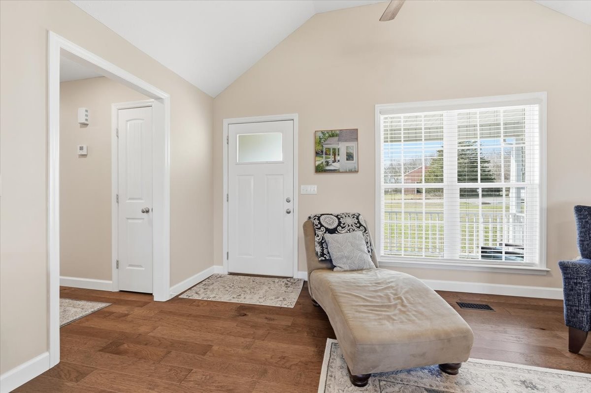 186 L Mitchell Road Flintville, TN 37335 - Photo 8 of 40 a bedroom with a bed and wooden floor