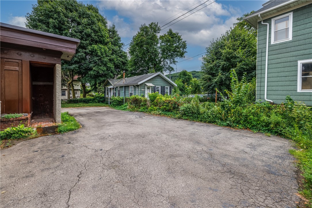 116 Field Street Rochester, NY 14620 - Photo 6 of 24