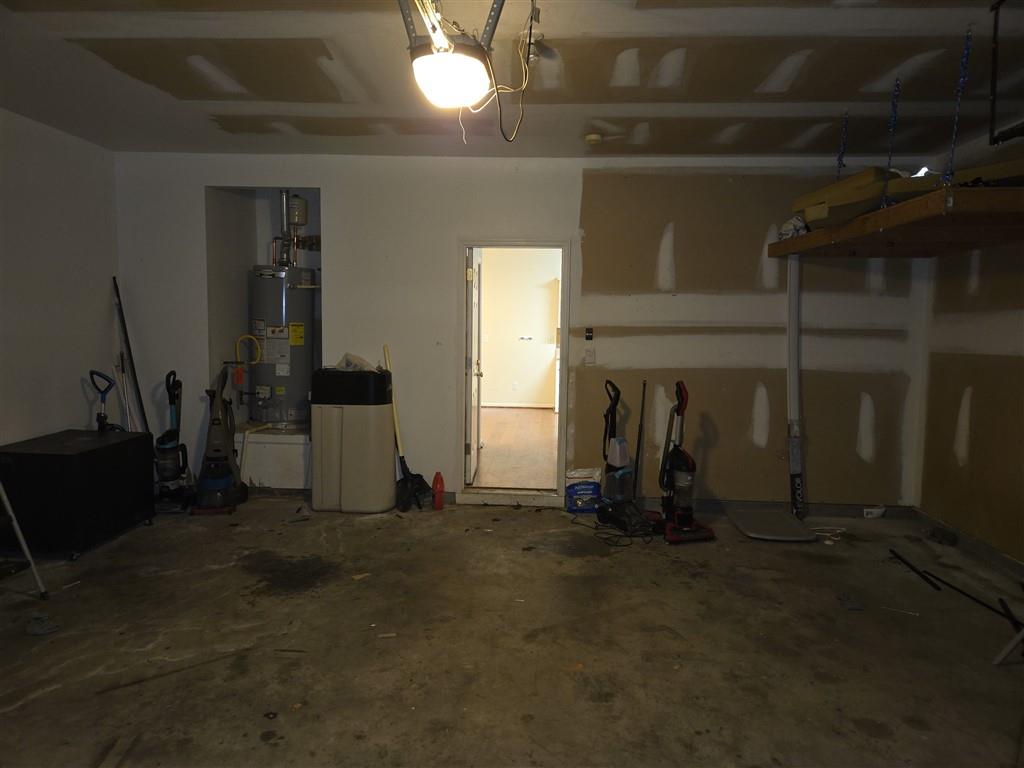 1558 Silver Ridge Drive Southwest Austell, GA 30106 - Photo 12 of 24 a view of a room with gym equipment