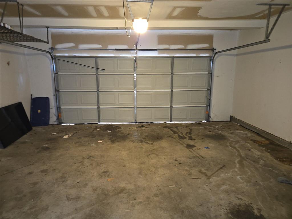 1558 Silver Ridge Drive Southwest Austell, GA 30106 - Photo 13 of 24 a view of a garage