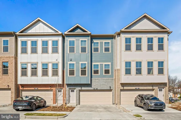 $5,000 | 6232 Folly Lane, Alexandria, VA 22315