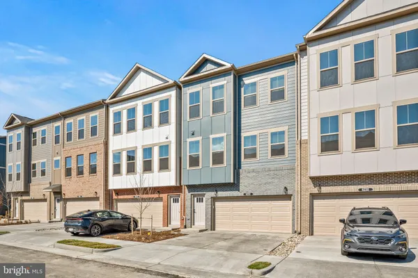 $5,000 | 6232 Folly Lane, Alexandria, VA 22315
