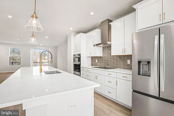 $5,000 | 6232 Folly Lane, Alexandria, VA 22315