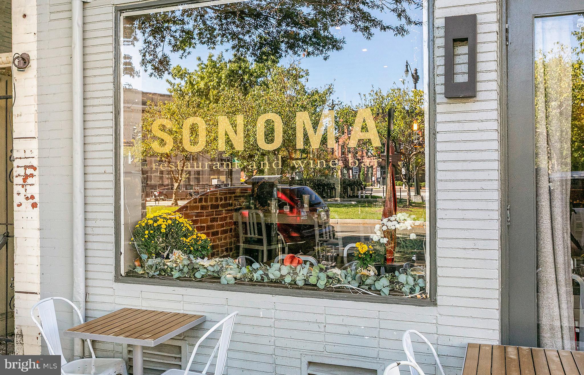 101 North Carolina Avenue Southeast, Unit 110 Washington, DC 20003 - Photo 23 of 27 a view of outside area with a sign board