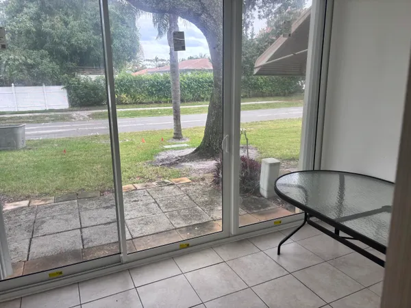 $1,350 | 2213 Northeast 1st Court, Unit 103, Boynton Beach, FL 33435