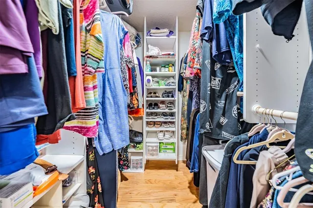 $214,999 | 2020 Lakeview Drive, Unit 102, Clearwater, FL 33763