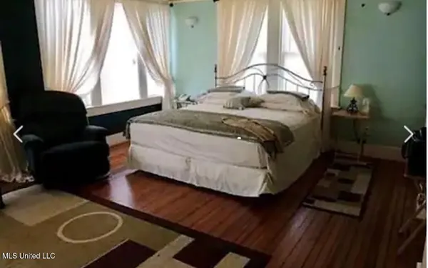 $2,500 | 133 Hopkins Boulevard, Unit A, Biloxi, MS 39530