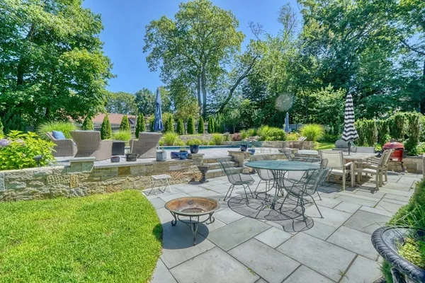 $1,950,000 | 65 Sherburne Road South, Lexington, MA 02421