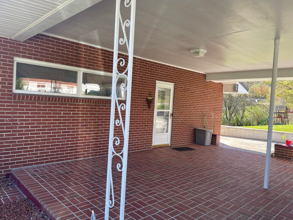 115 Old Honaker Road Honaker, VA 24260 - Photo 26 of 28 Gallery Image 26
