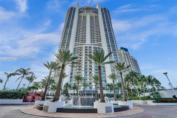 $6,900 | 18101 Collins Avenue, Unit 5108, Sunny Isles Beach, FL 33160
