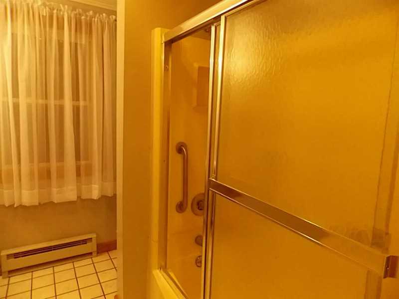 431 Blackhawk Road Beaver Falls, PA 15010 - Photo 13 of 23 Full Bath.
