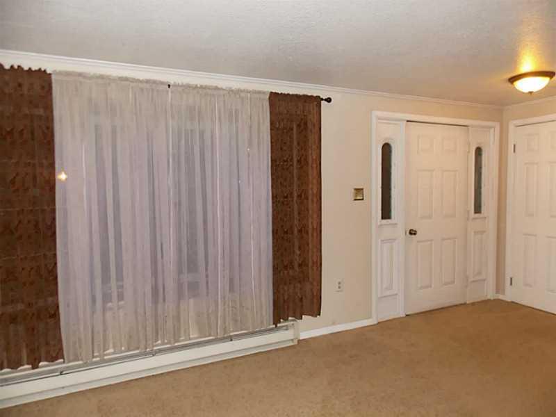 431 Blackhawk Road Beaver Falls, PA 15010 - Photo 3 of 23 Large livingroom w/picture window.