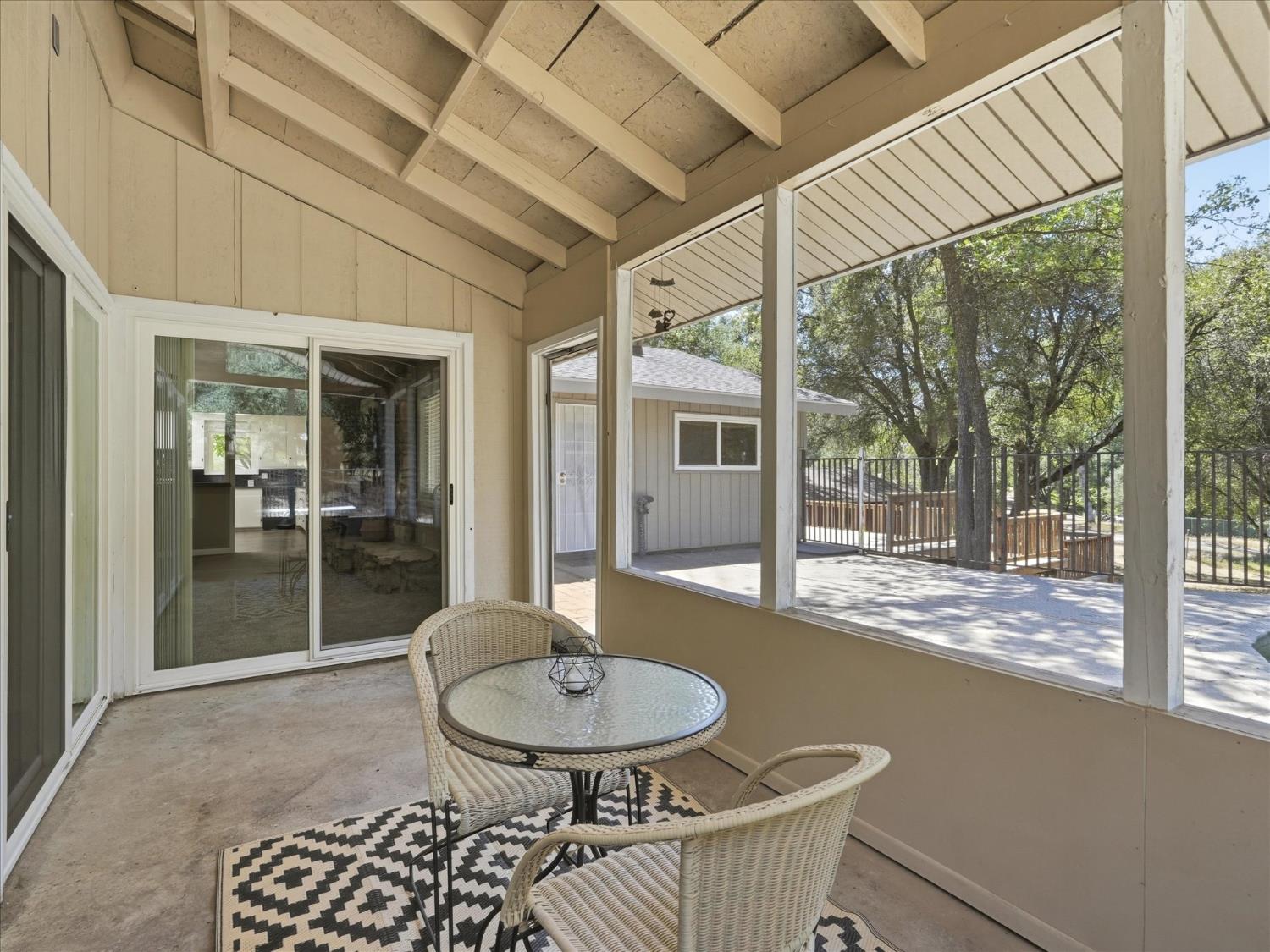 49020 Manzanita Road Oakhurst, CA 93644 - Photo 39 of 61