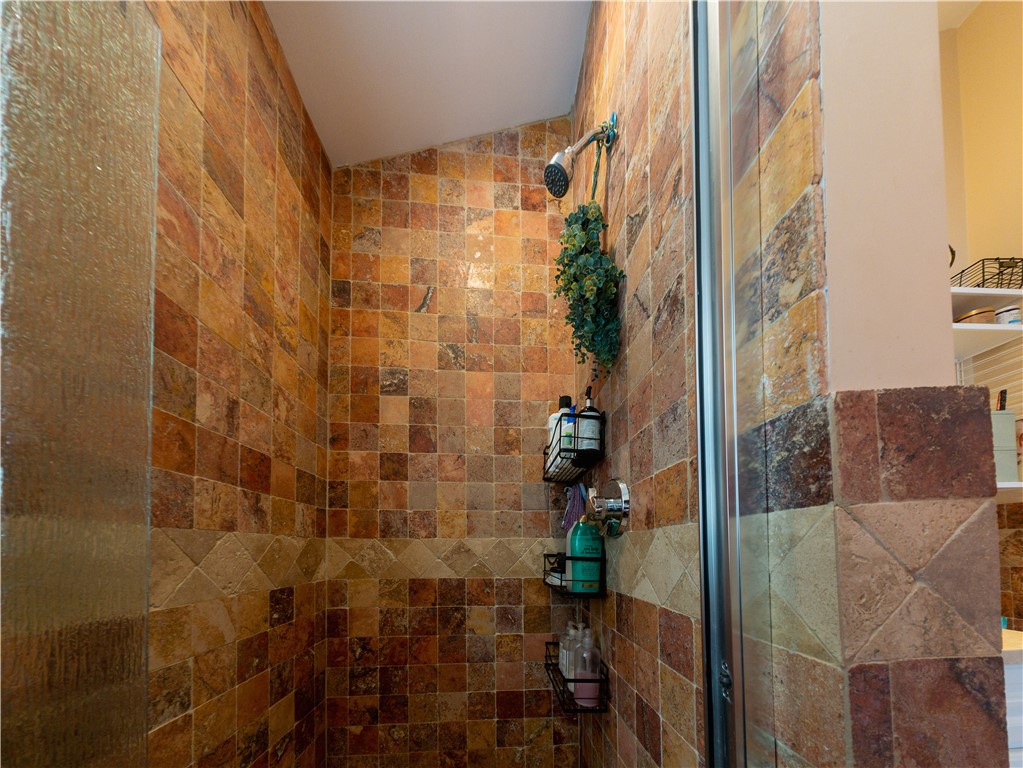 74 Pitman Street Providence, RI 02906 - Photo 12 of 18