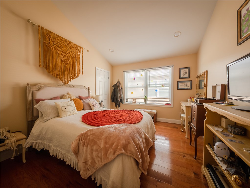 74 Pitman Street Providence, RI 02906 - Photo 13 of 18