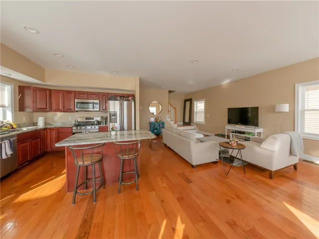 $4,200 | 74 Pitman Street, Providence, RI 02906