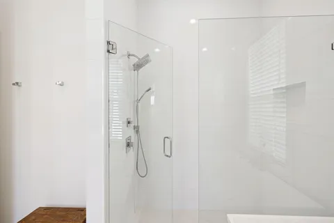 a view of livingroom with furniture and windows