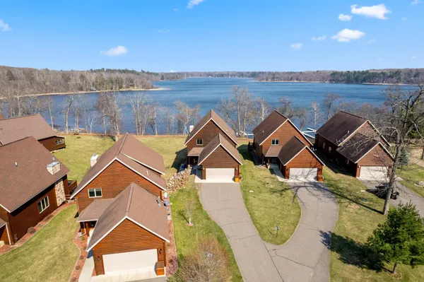$639,999 | 5586 White Pine Drive, Unit 20, Pequot Lakes, MN 56472