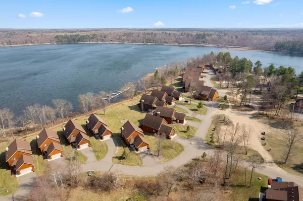 $639,999 | 5586 White Pine Drive, Unit 20, Pequot Lakes, MN 56472