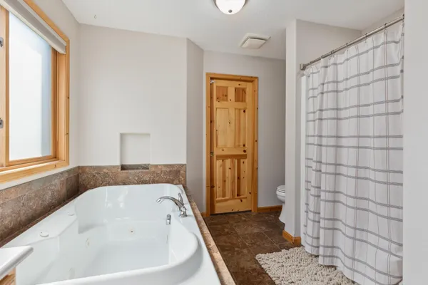 $639,999 | 5586 White Pine Drive, Unit 20, Pequot Lakes, MN 56472