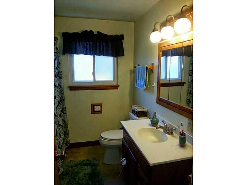 209 Furnace Run Road Freeport, PA 16229 - Photo 10 of 24 Full Bath. Main Floor Bathroom
