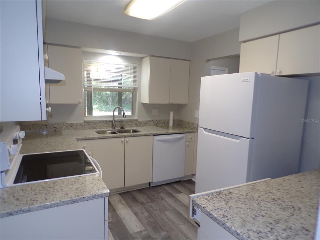 1088 Melville Road, Unit A Punta Gorda, FL 33983 - Photo 8 of 37