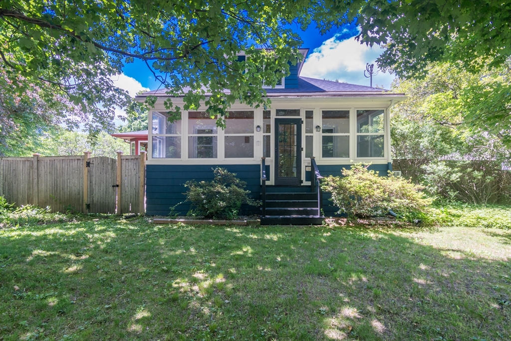 17 Florence Road Northampton, MA 01062 - Photo 39 of 42