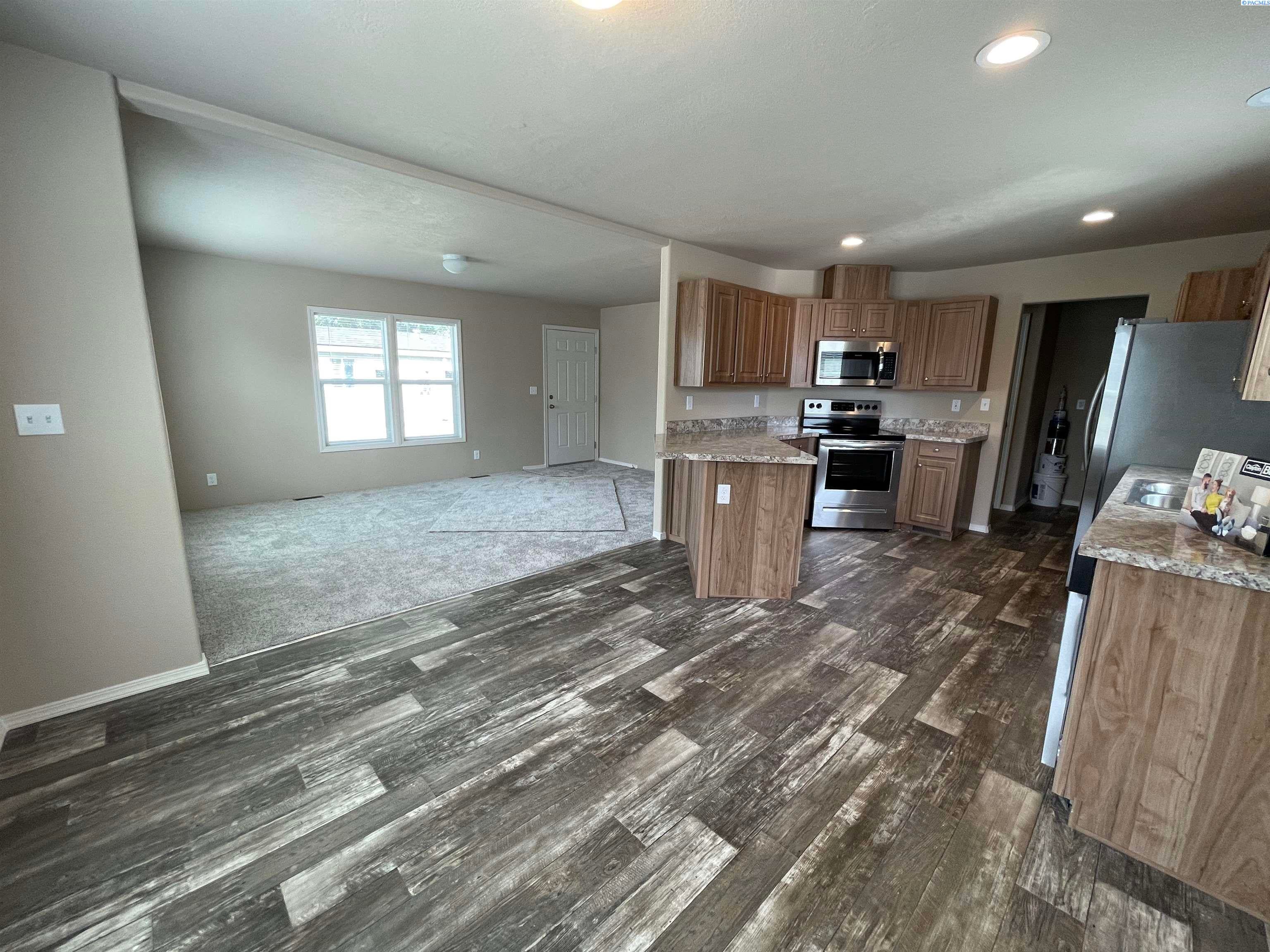 203106 East Bowles Road Kennewick, WA 99337 - Photo 8 of 24 Gallery Image 8
