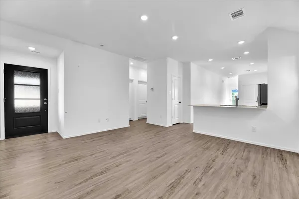 $1,835 | 3005 Marble Rise Trail, Kingwood, TX 77365