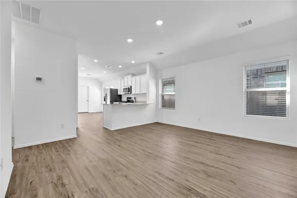 $1,835 | 3005 Marble Rise Trail, Kingwood, TX 77365