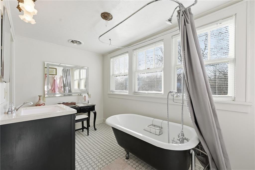 409 North Delaware Street Butler, MO 64730 - Photo 27 of 35